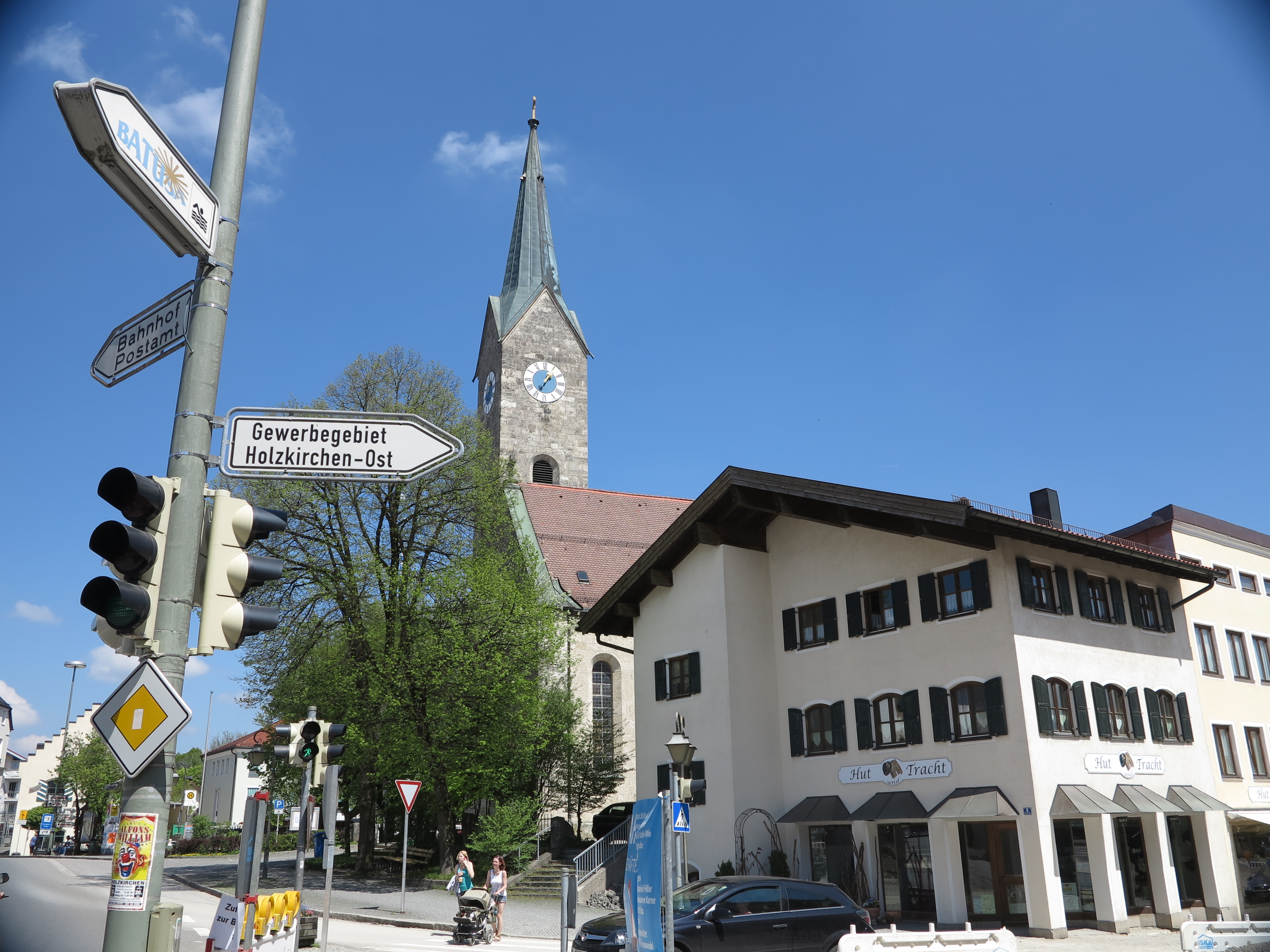 Das beschauliche Staedtchen Holzkirchen in Bayern (1)
