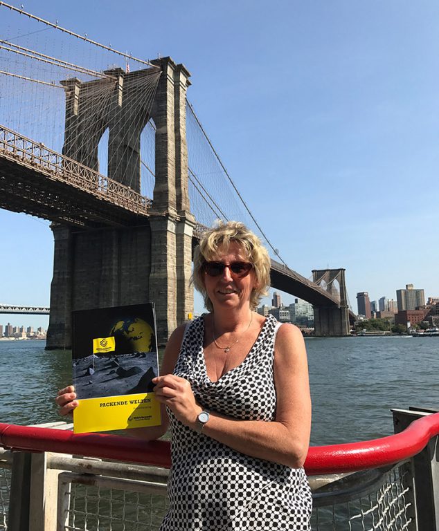 Violetta Mrozek, Brooklyn Bridge in New York, USA